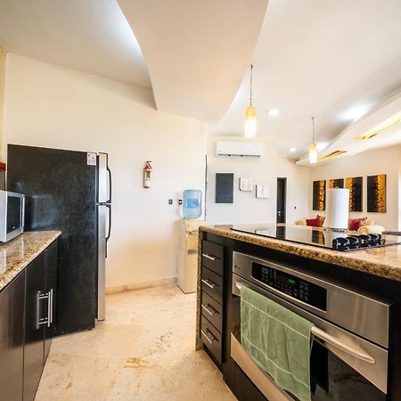Beachfront 1 Bedroom Condo - El Faro, Surf 407 Playa del Carmen Exterior photo